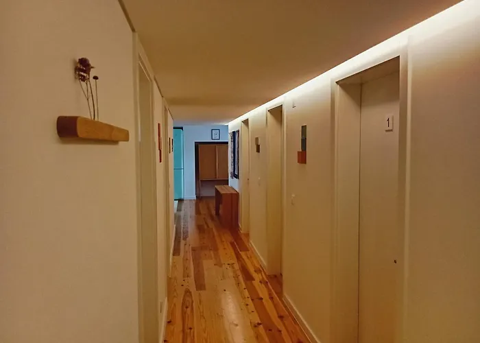 דירה New Sophisticated Penthouse For Up To 10 Guests