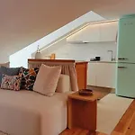 New Sophisticated Penthouse For Up To 10 Guests *
