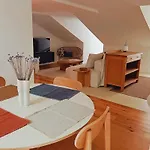 New Sophisticated Penthouse For Up To 10 Guests Apartamento *