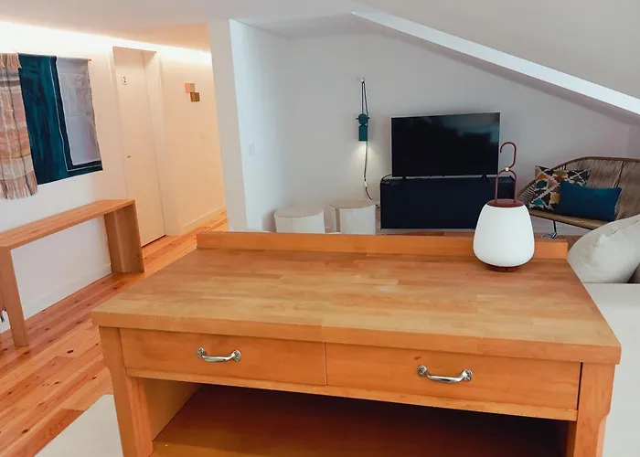 New Sophisticated Penthouse For Up To 10 Guests Apartman *